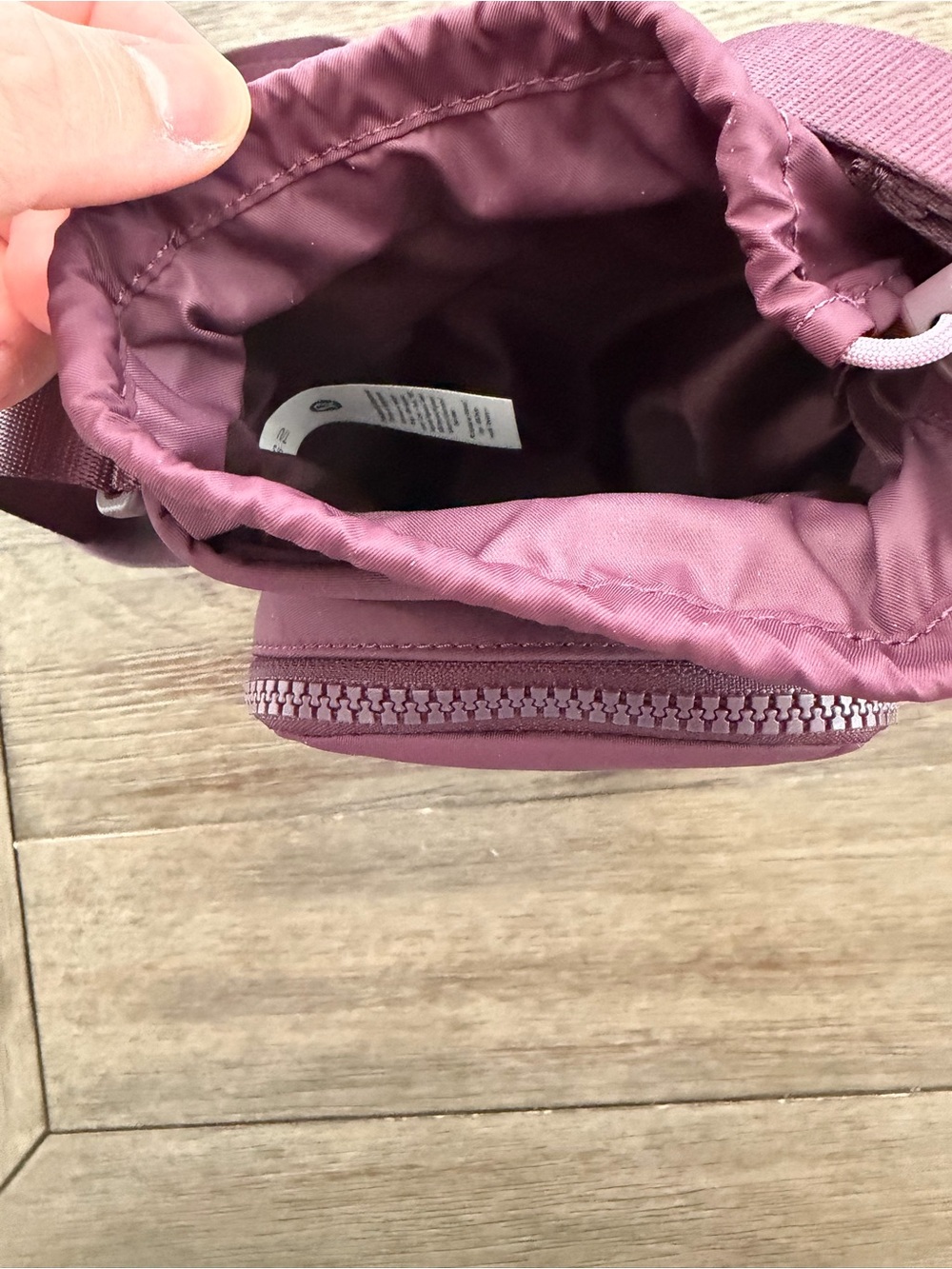 lululemon water bottle Crossbody - Picture 2 of 7